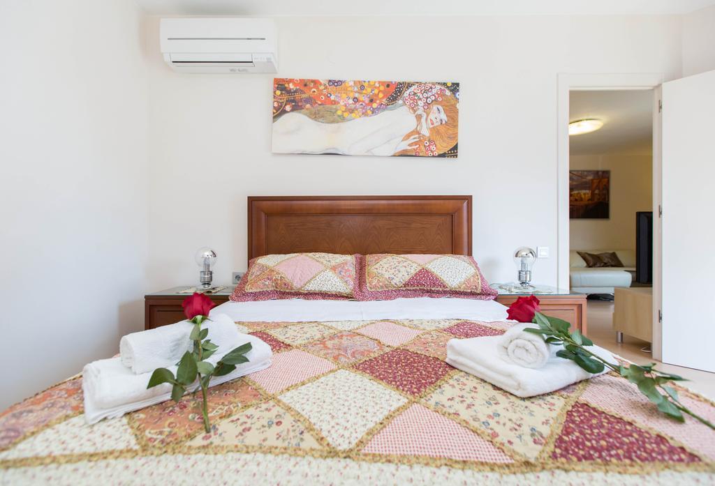 Stay Barcelona Central Apartments Exterior foto